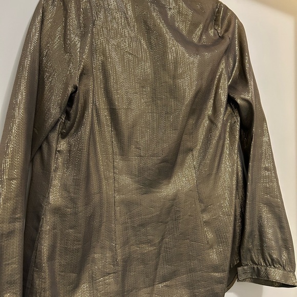 Gold Elizabeth & James blouse in size medium - Picture 5 of 5